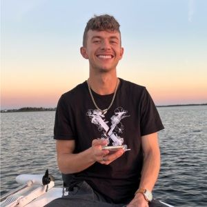 Meet your Posher, Chris